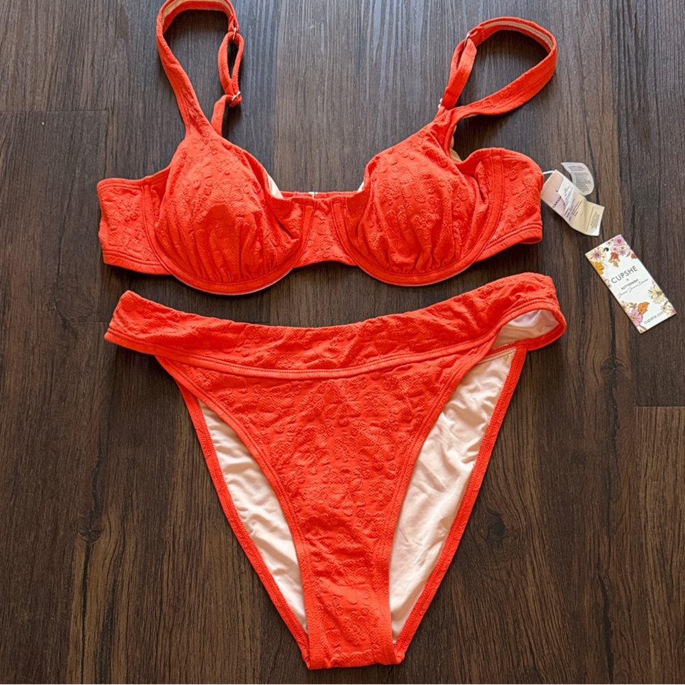 Cupshe Bright Orange Textured Bikini Set